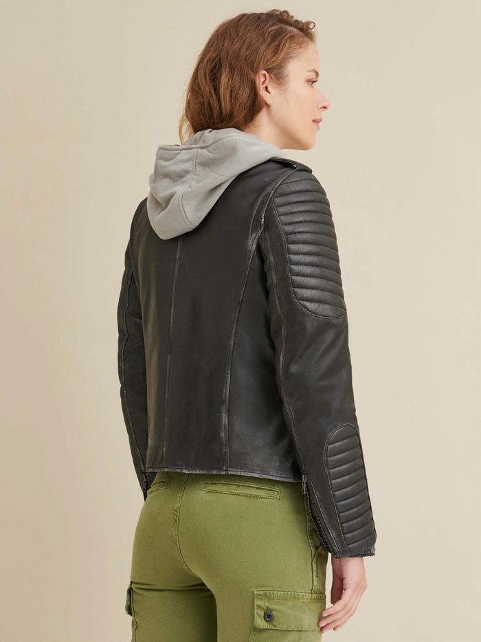 Quilted shoulder black leather moto cycle jacket for women - Image 3