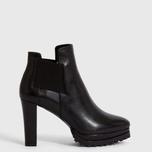 Sarris black leather boots for women